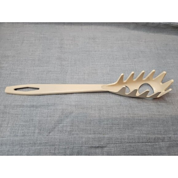 Tailor Made Vintage Pasta Serving Spoon, 10.5'', White/Cream - Picture 1 of 2